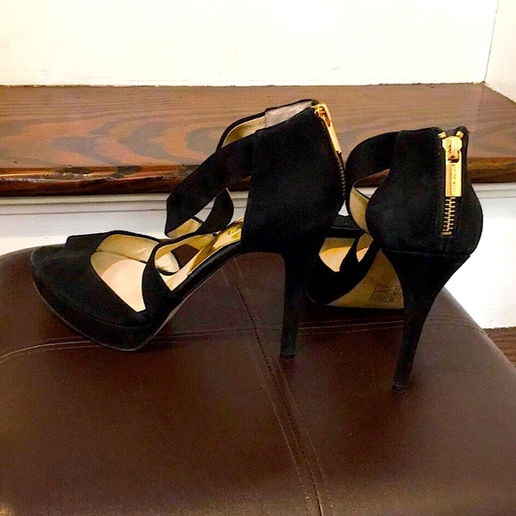 MK MICHAEL KORS Black Suede Peep Toe Gold Zipper Back High Heel Shoes Sz 8-1/2 - Picture 11 of 11